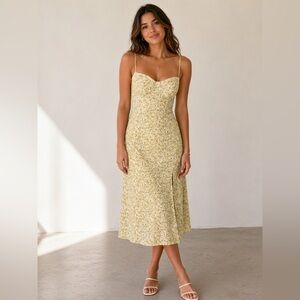 Whyte Valentyne Yellow Floral Midi Dress – Sweetheart Neckline Size 6